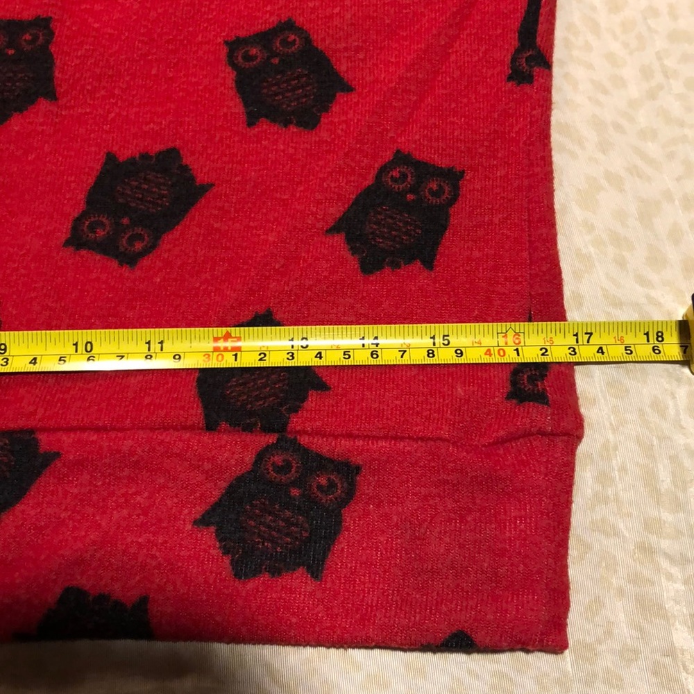 Red sweater with black owls 🦉 - Picture 7 of 9